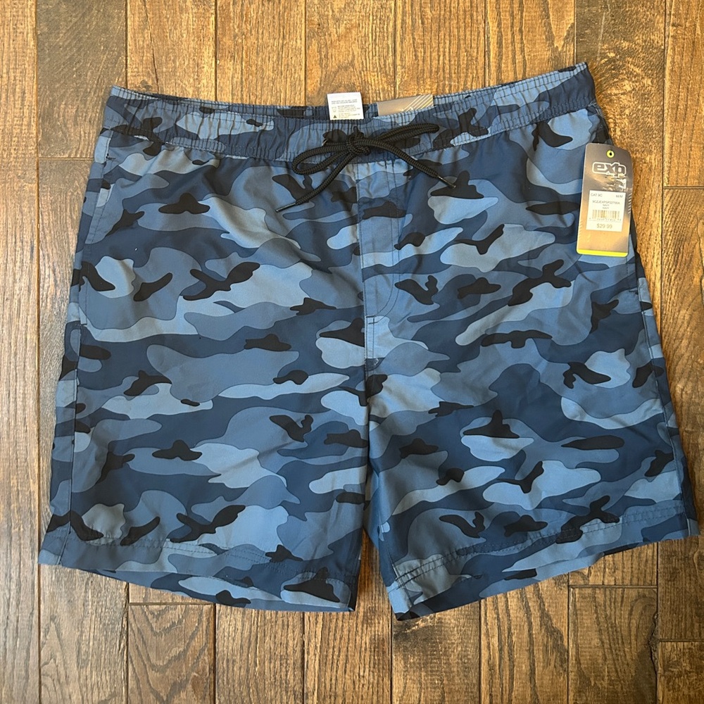 NWT EXP Blue Camo Men’s Swim Shorts Sz L
